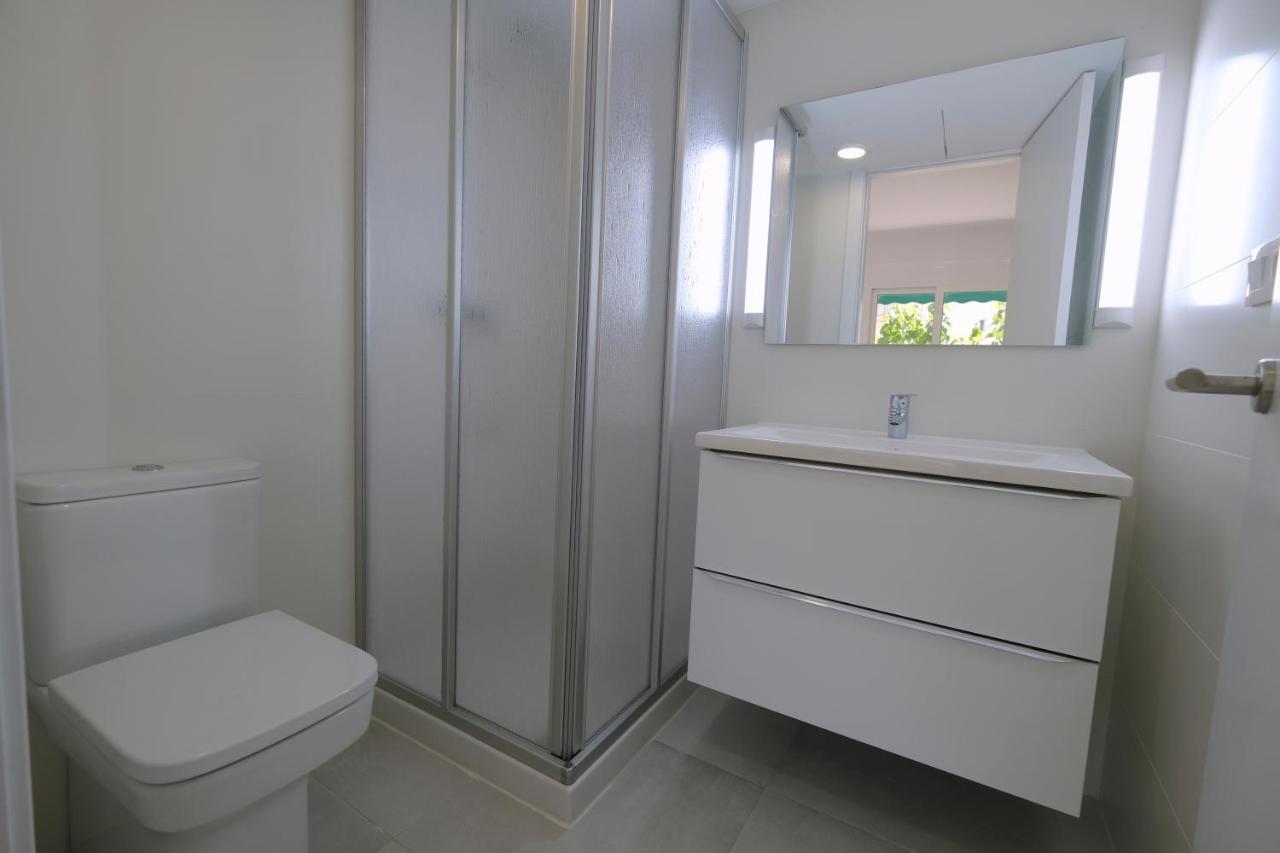 Apartaments Alex Кембрилс Екстериор снимка